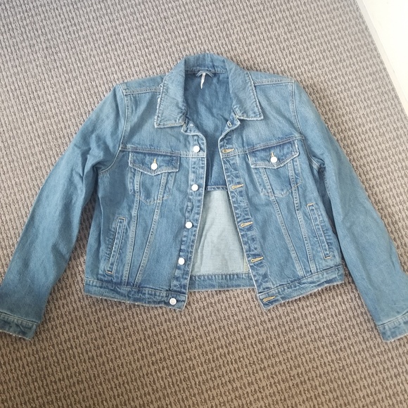 NWOT Free People Strong Shoulder Denim Jacket - Picture 6 of 7